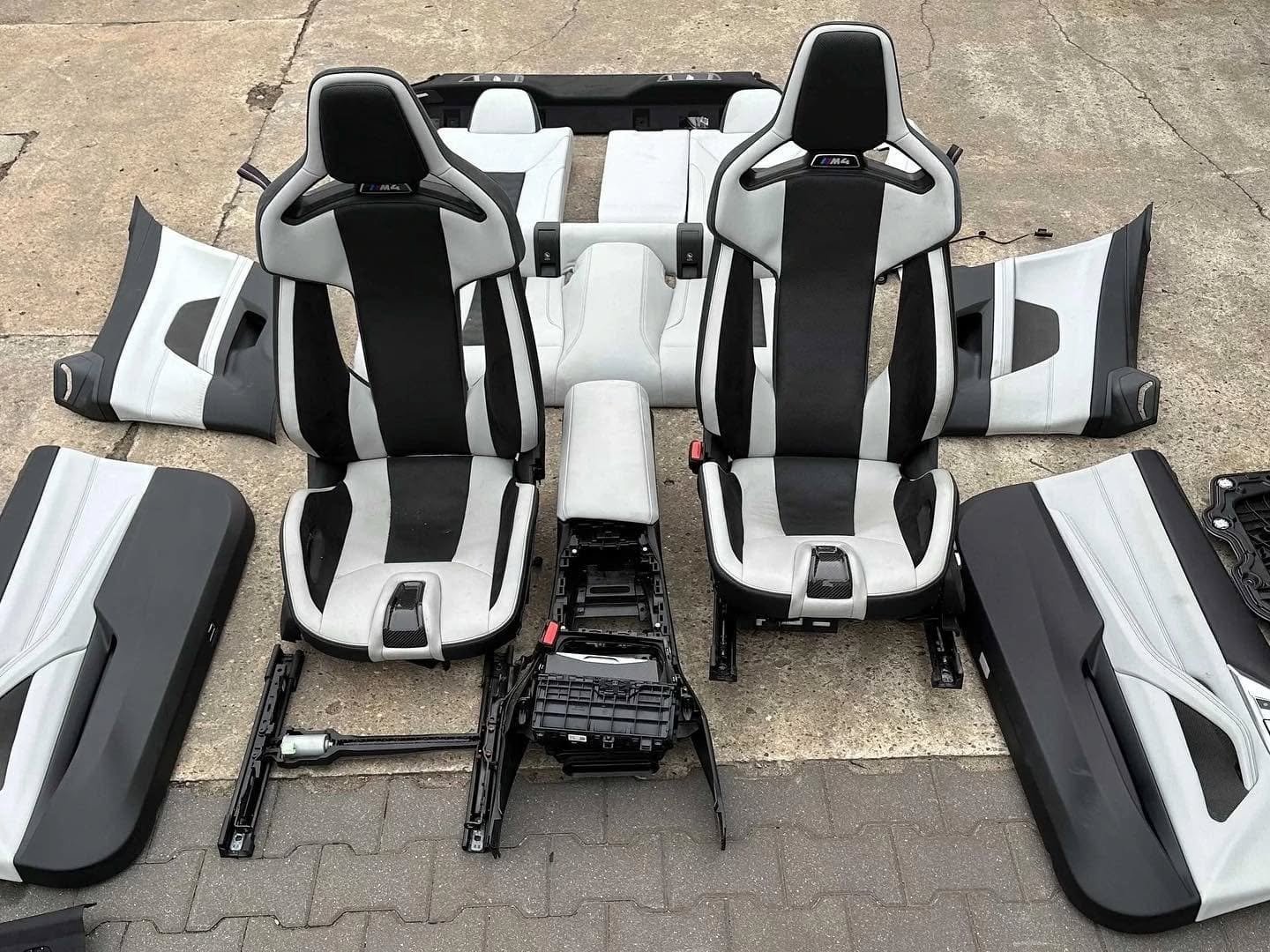 BMW M4 G82 Salon Interior