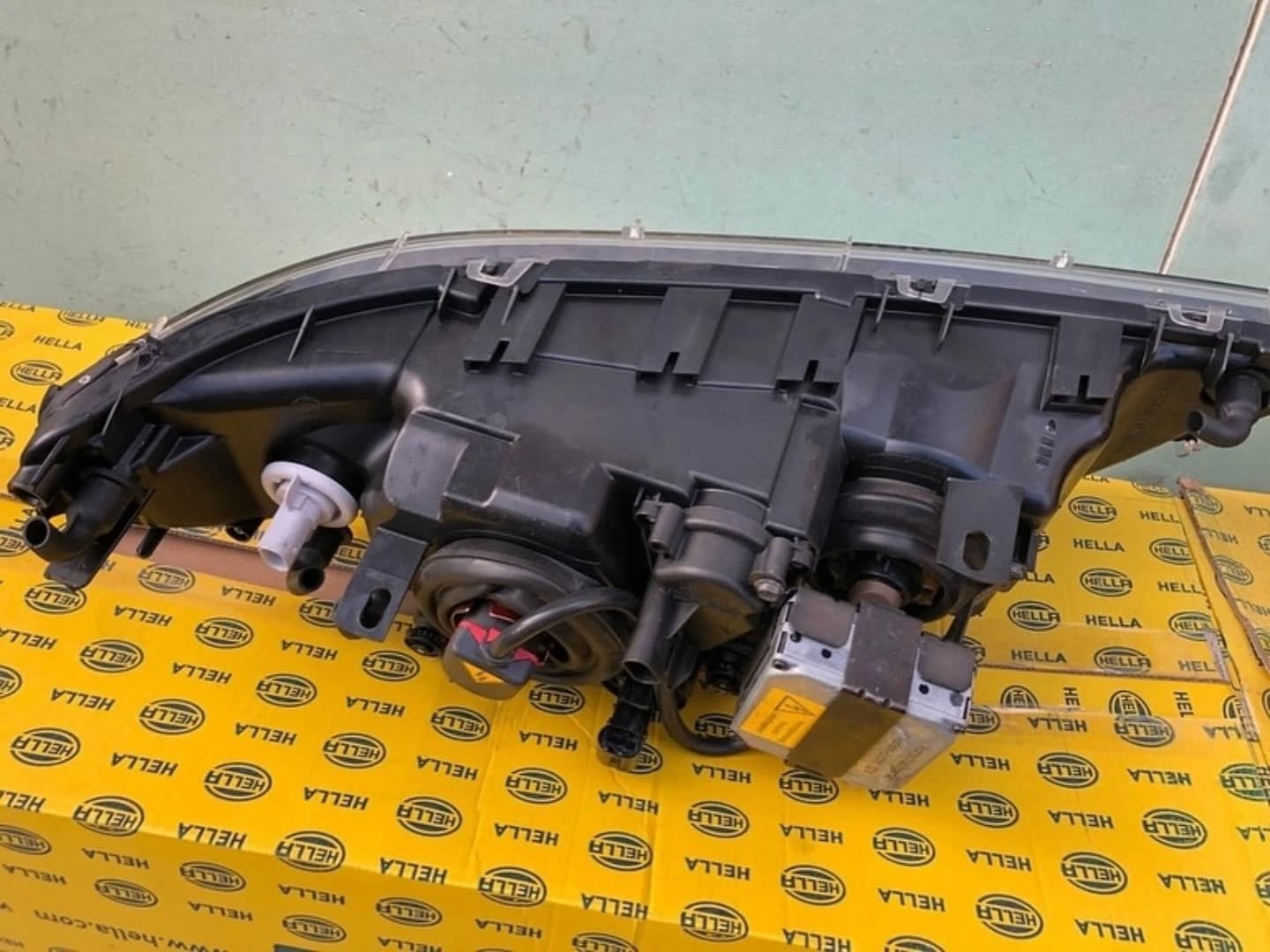 Hella BMW E39 Headlights - Image 2
