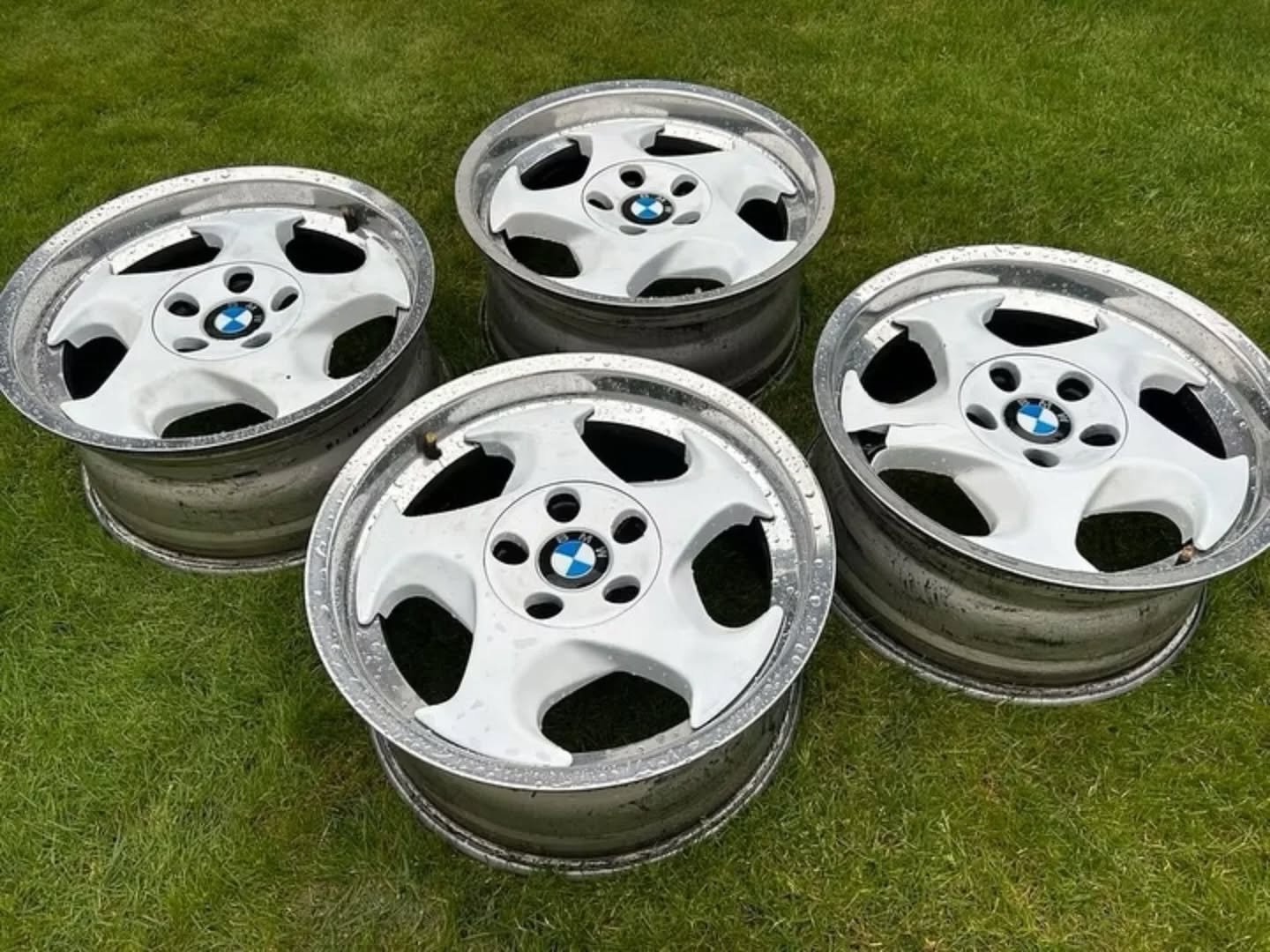 BMW E34 M5 Styling 21 Wheels