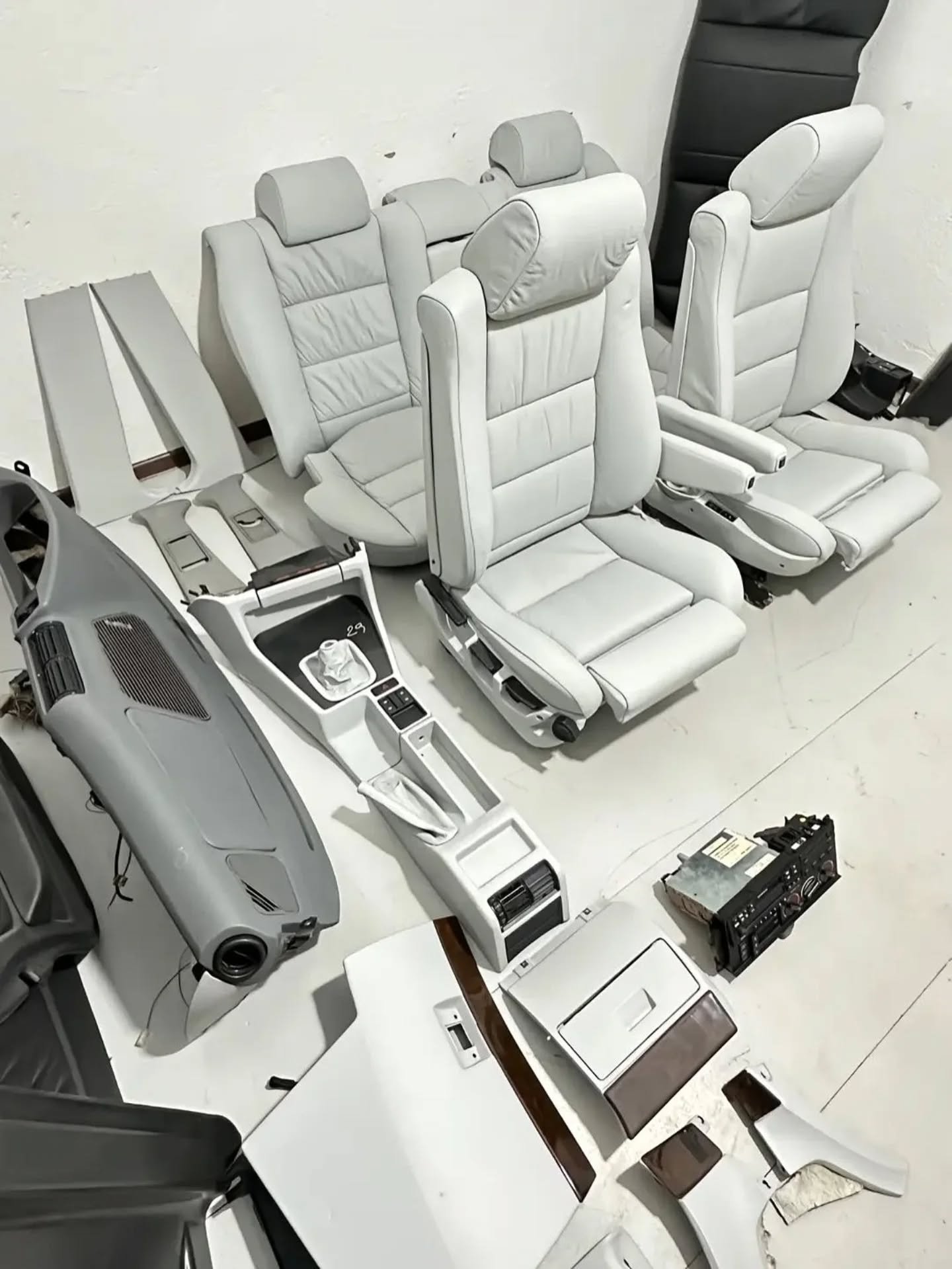 White Interior Kit for BMW E34