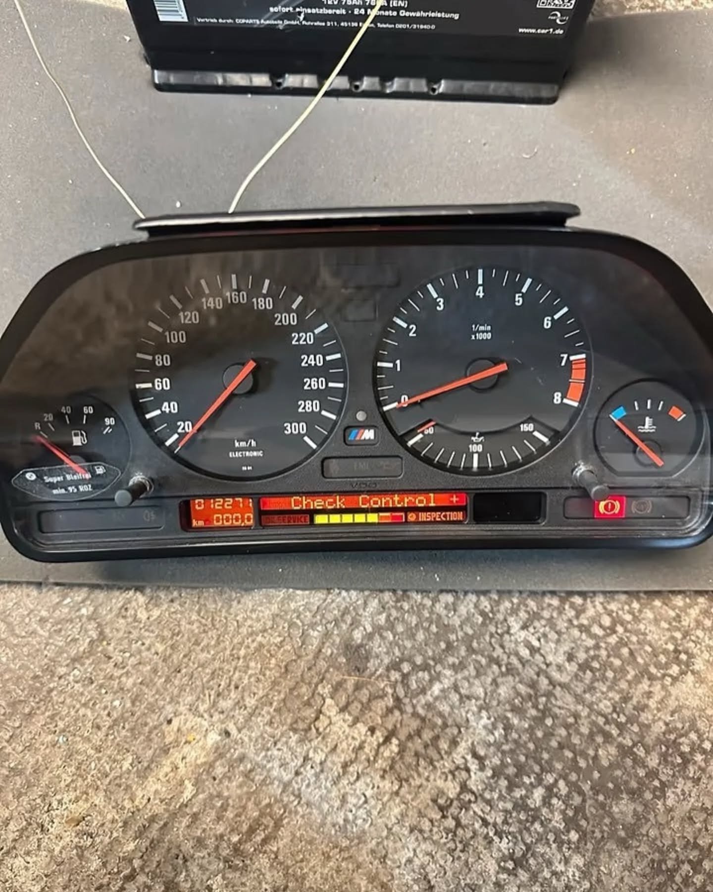 Dashboard BMW M5 E34