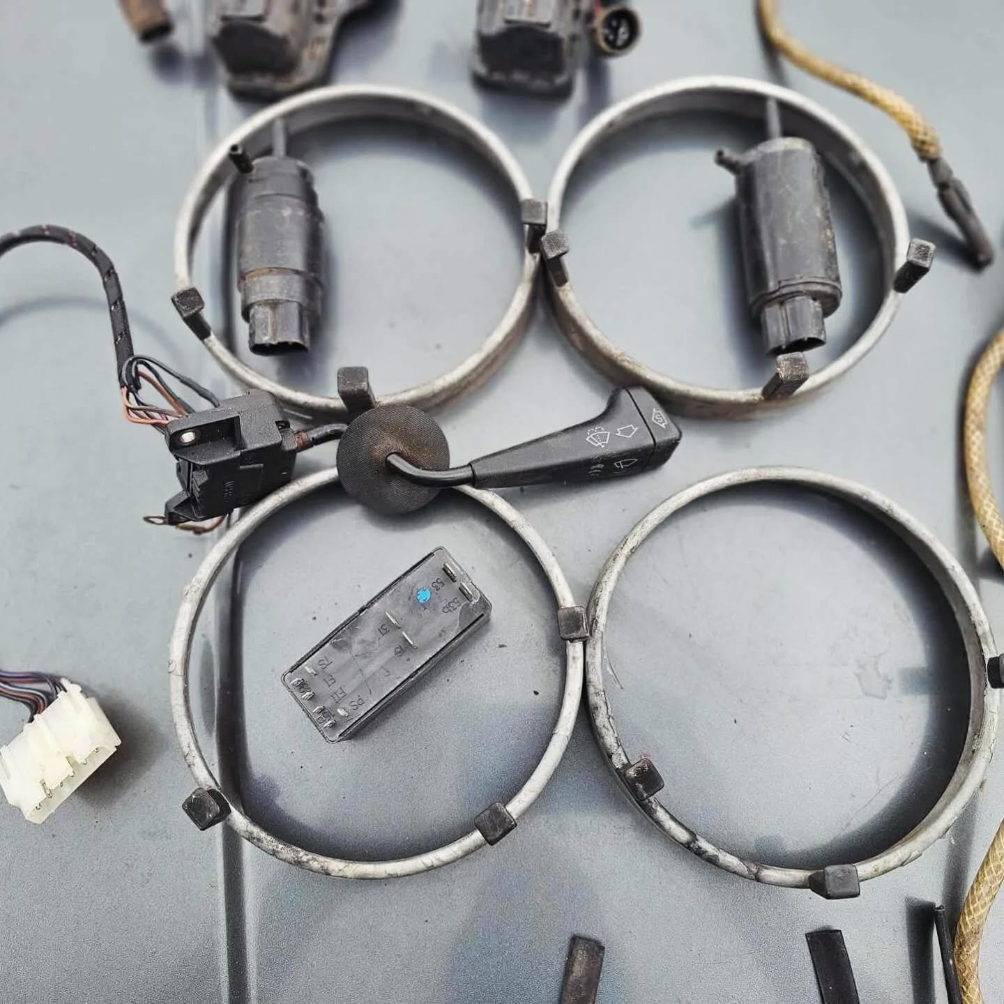 Headlight Washer Kit for BMW E30 Original