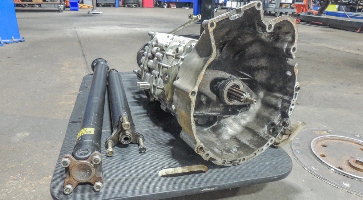 1988 BMW M3 Engine and Gearbox - Image 13