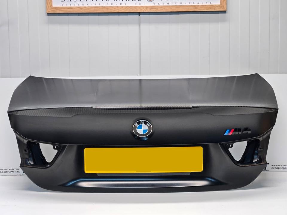 BMW M4 F82 Competition CS or GTS 41628067900 tailgate