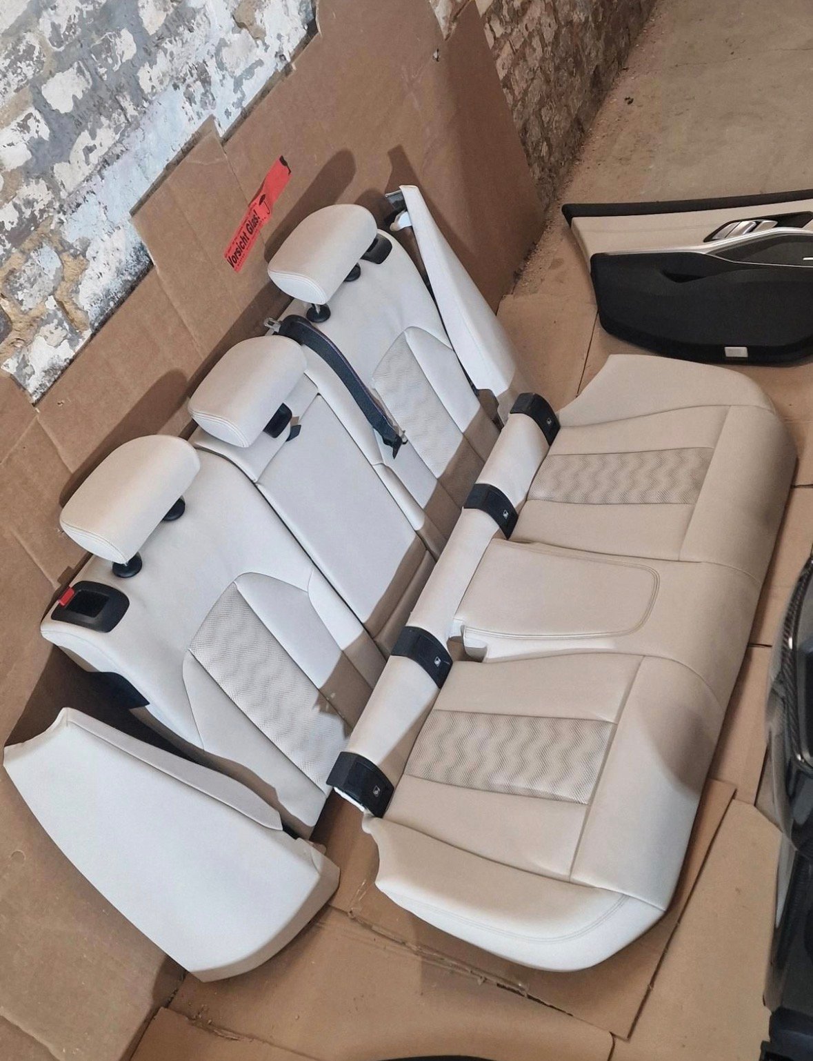 BMW M3 G80 G81 Carbon Bucket Seats – Interior - Image 16